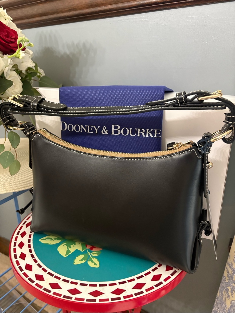 Dooney and Bourke Penrose Hobo 25 - Picture 4 of 9